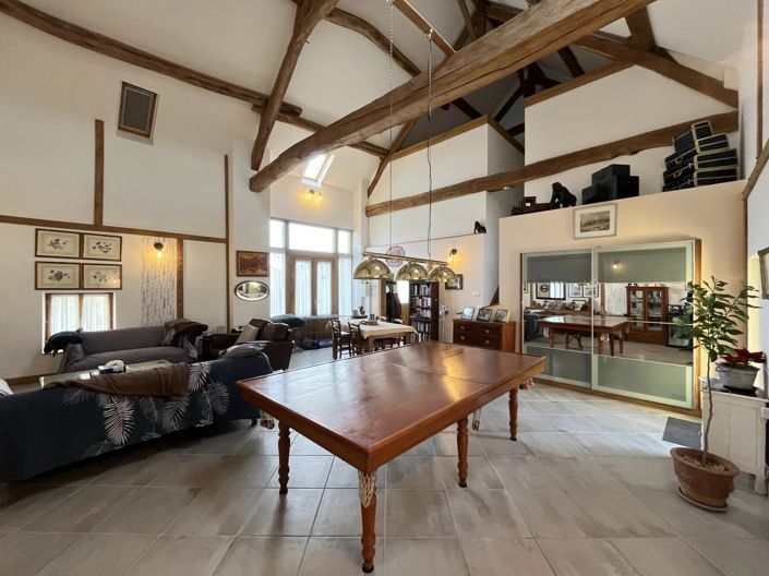 Image No.6-4 Bed House for sale