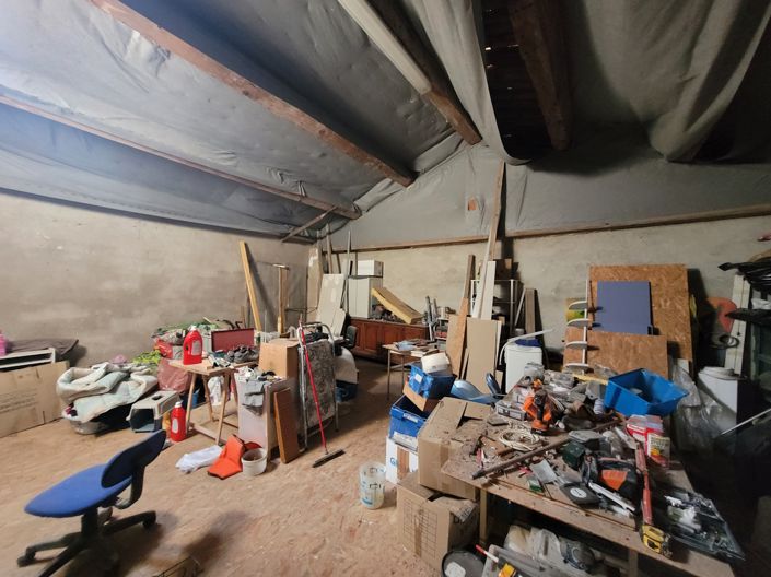 Image No.15-3 Bed House for sale