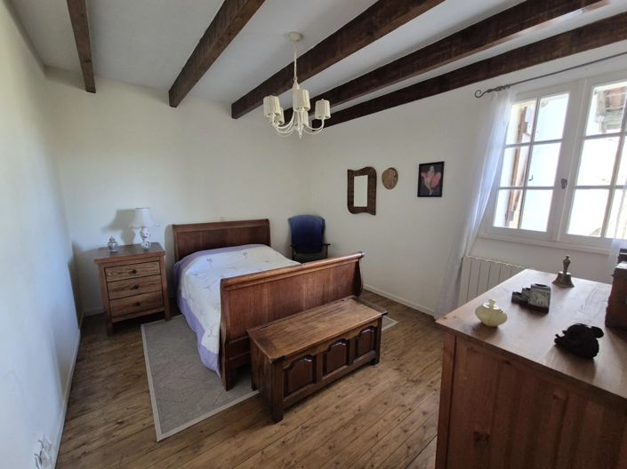 Image No.10-4 Bed House for sale