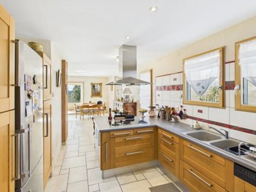 4454fb3f75bb163ee1ccf75bbb8826e0df4a52c798192