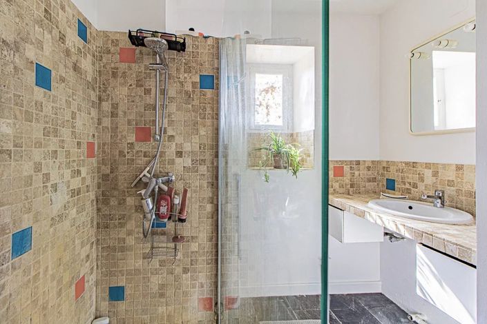 Image No.12-6 Bed Village House for sale