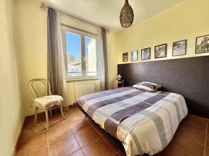 Image No.9-3 Bed House for sale