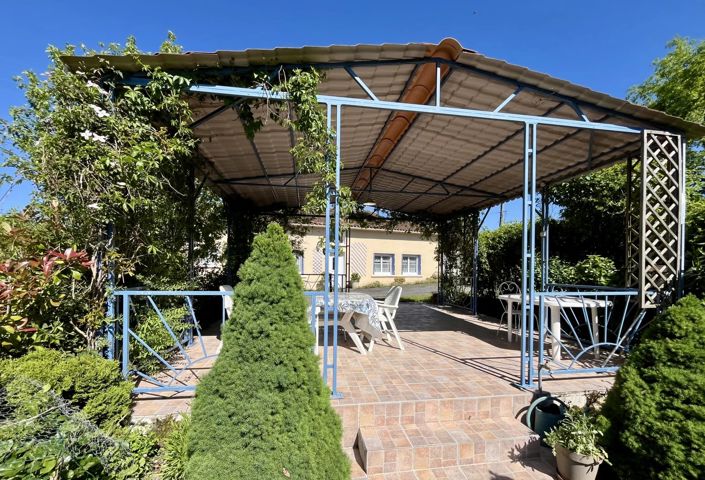 Image No.13-2 Bed House for sale