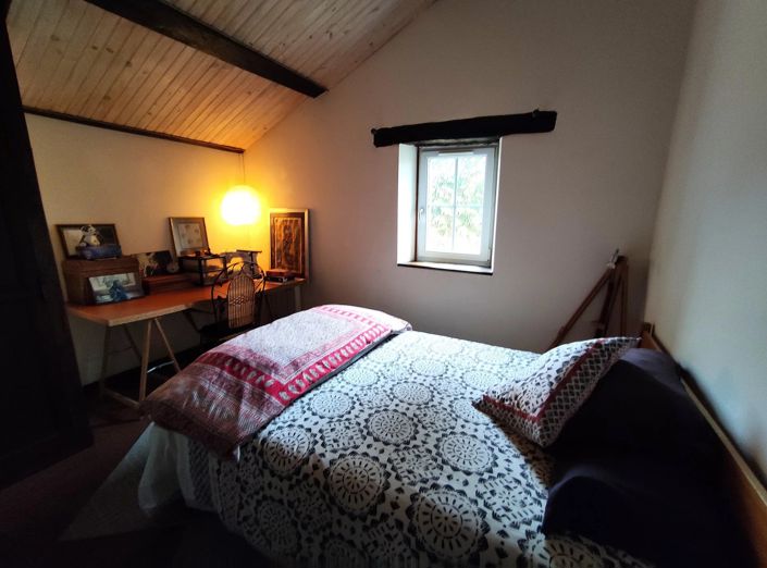 Image No.8-2 Bed House for sale