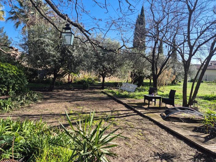 Image No.7-2 Bed House for sale