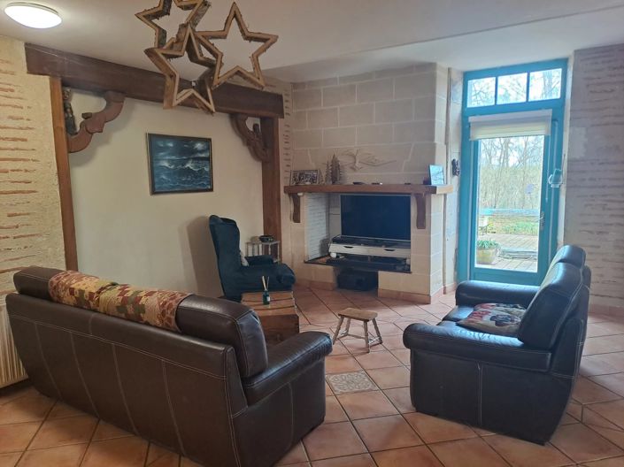 Image No.5-10 Bed House for sale