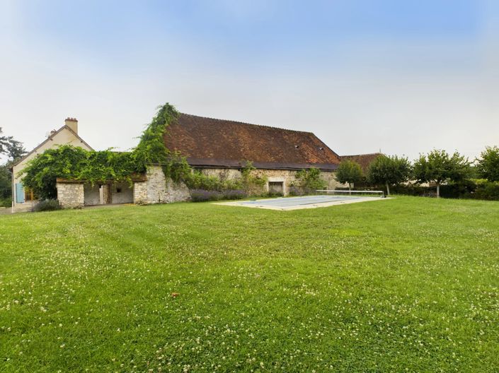 Image No.2-4 Bed Farmhouse for sale