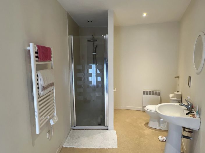 Image No.7-3 Bed House for sale