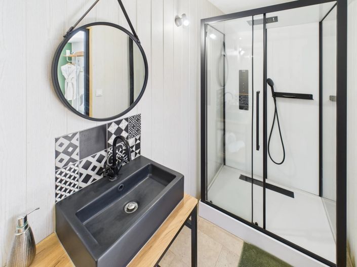 Image No.10-9 Bed Village House for sale