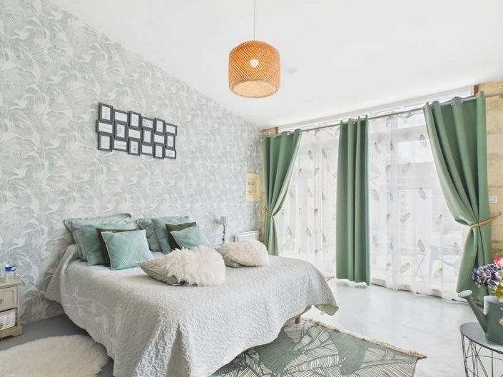 Image No.11-9 Bed Village House for sale