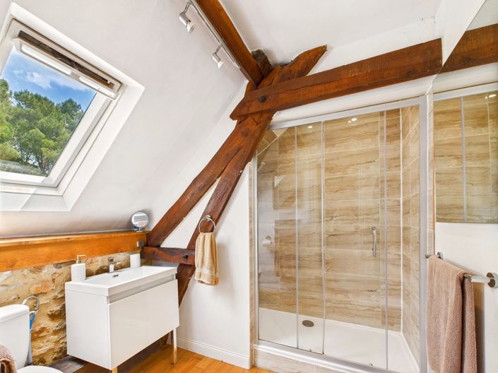 Image No.10-4 Bed House for sale