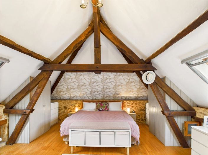 Image No.7-4 Bed House for sale