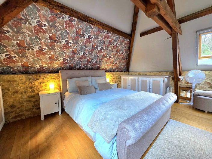 Image No.9-4 Bed House for sale