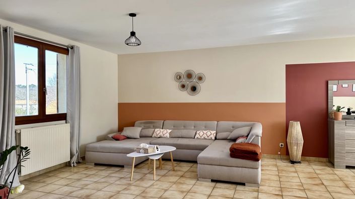 Image No.4-5 Bed House for sale