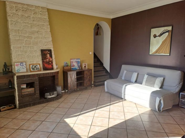 Image No.3-5 Bed House for sale