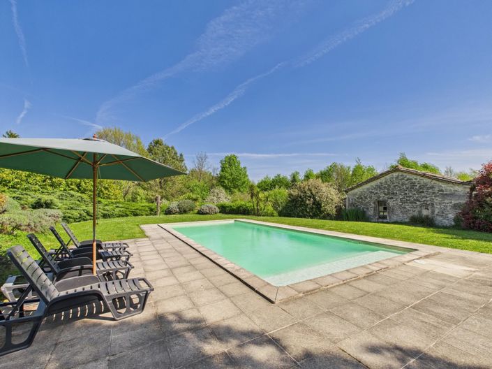 Image No.2-16 Bed House for sale