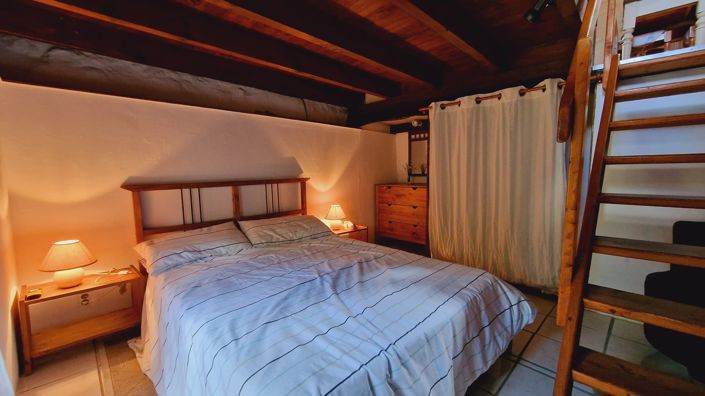 Image No.13-8 Bed House for sale