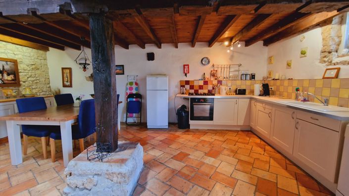 Image No.15-8 Bed House for sale