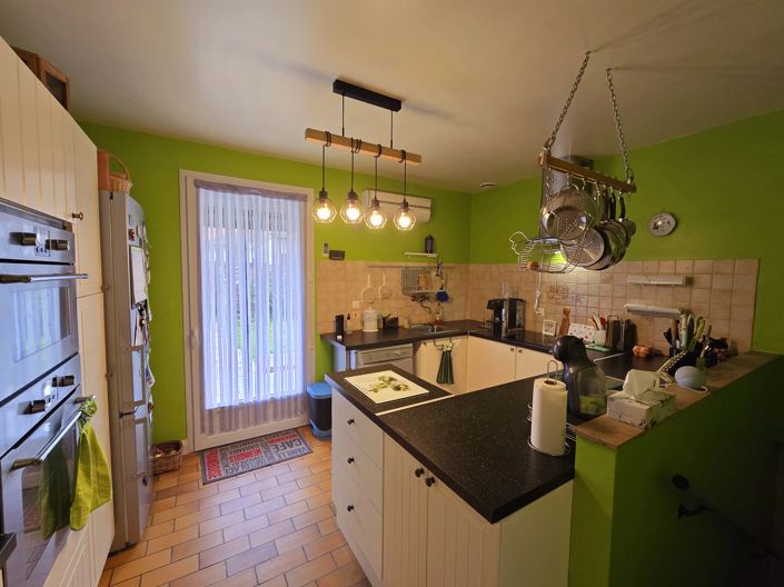 Image No.3-2 Bed House for sale