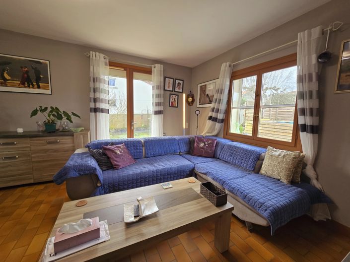 Image No.4-2 Bed House for sale