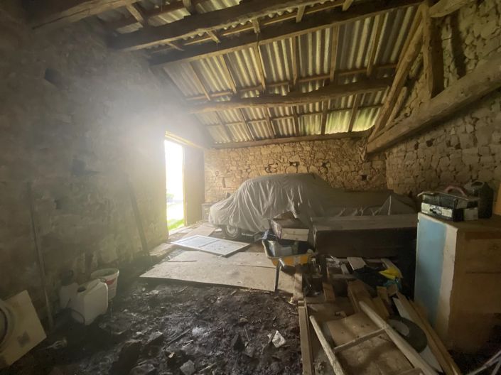 Image No.10-2 Bed House for sale