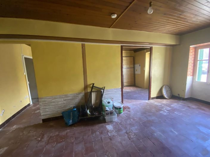 Image No.13-2 Bed House for sale