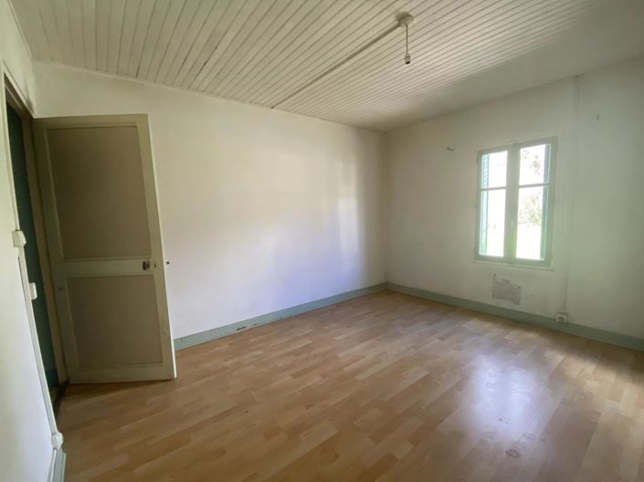 Image No.14-2 Bed House for sale