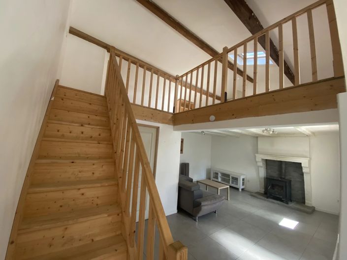 Image No.5-2 Bed House for sale