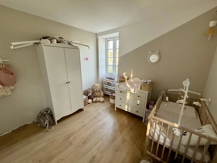 Image No.9-4 Bed House for sale