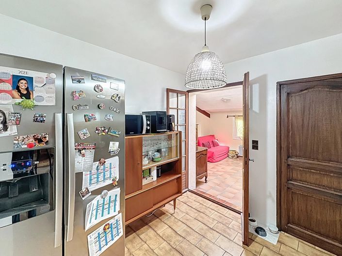 Image No.9-3 Bed House for sale