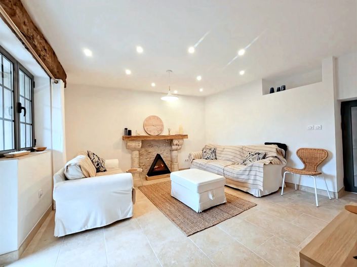 Image No.4-2 Bed House for sale