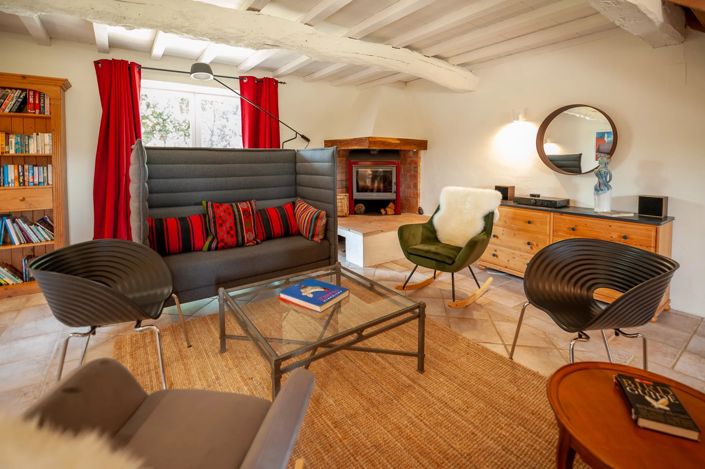 Image No.3-10 Bed House for sale