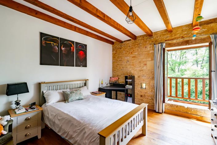 Image No.10-6 Bed House for sale