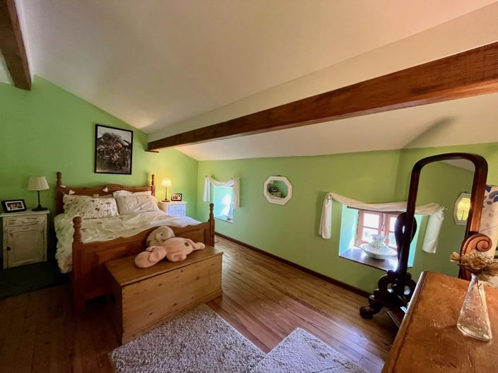 Image No.8-5 Bed Village House for sale