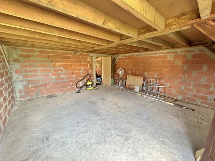 Image No.14-4 Bed House for sale