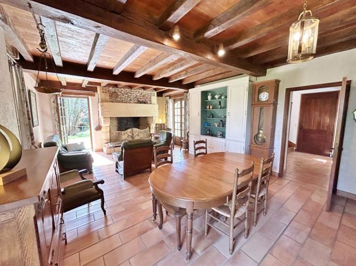 Image No.6-4 Bed House for sale