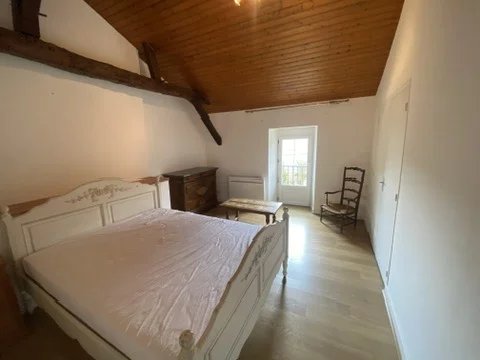 Image No.11-7 Bed House for sale