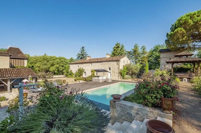 Image No.14-7 Bed House for sale