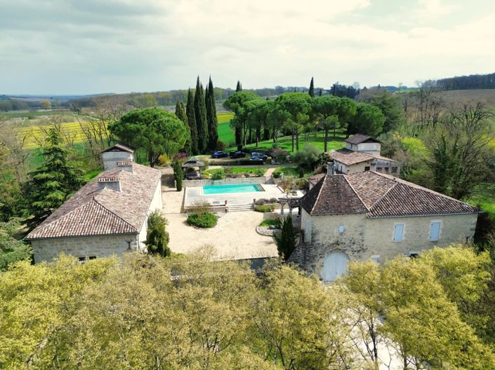 Image No.15-7 Bed House for sale