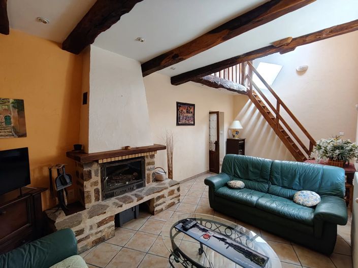 Image No.4-2 Bed House for sale