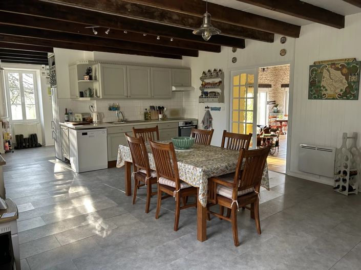 Image No.4-4 Bed House for sale