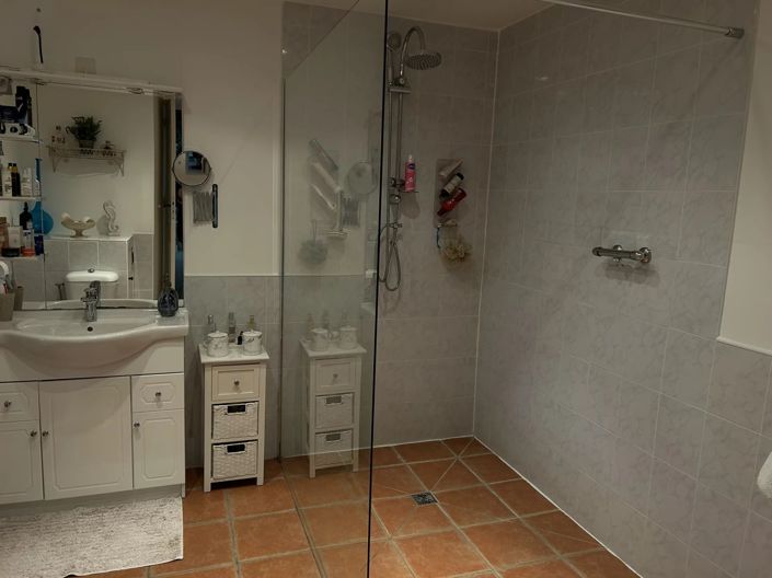 Image No.7-4 Bed House for sale