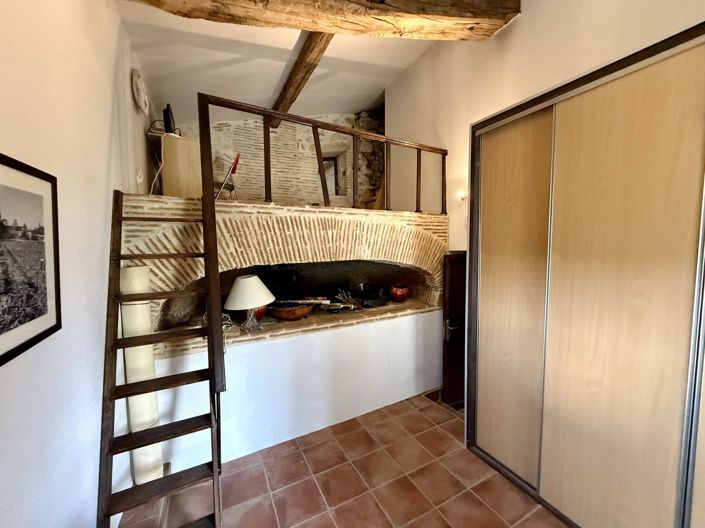 Image No.8-4 Bed House for sale