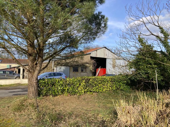 Image No.15-4 Bed Farmhouse for sale