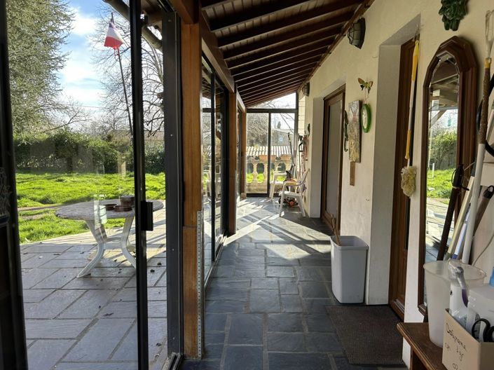 Image No.10-3 Bed House for sale