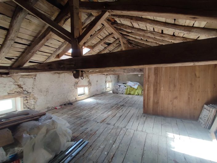 Image No.12-2 Bed House for sale