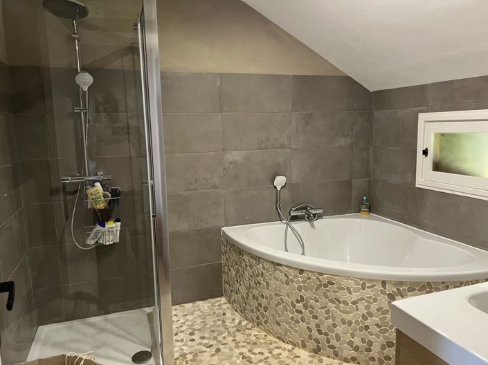 Image No.13-6 Bed House for sale