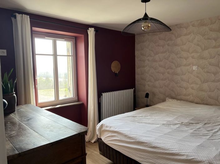 Image No.9-6 Bed House for sale