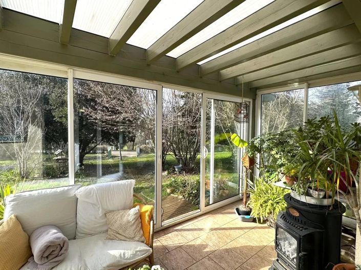 Image No.7-6 Bed House for sale