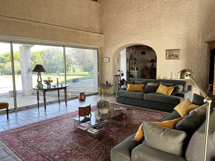 Image No.5-4 Bed House for sale